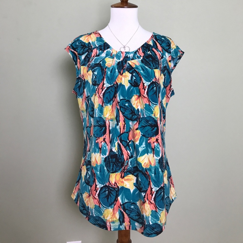 Worthington Sleeveless Blouse, Medium
